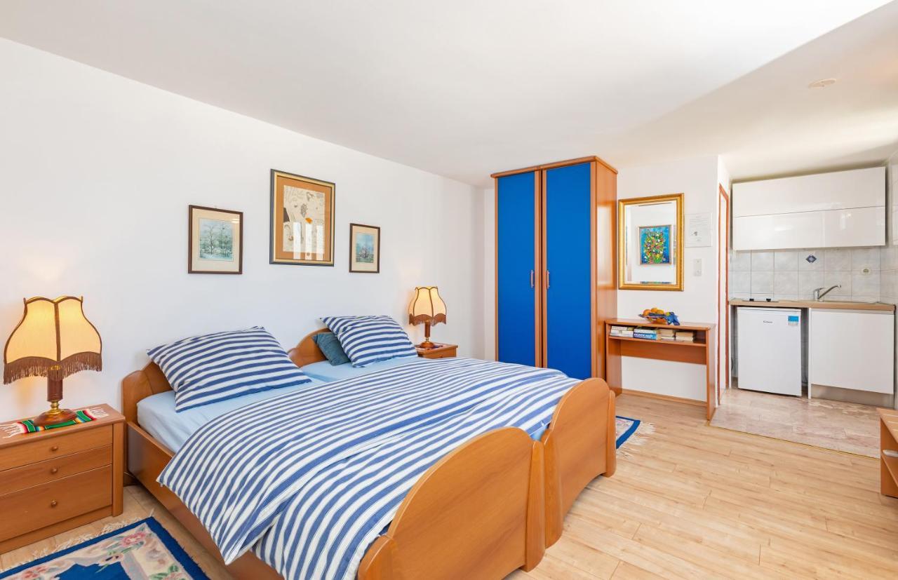 Villa Jolanda Apartments Дубровник Екстериор снимка