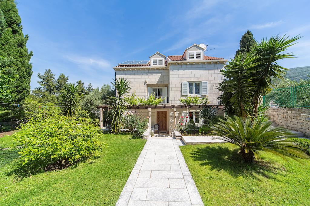 Villa Jolanda Apartments Дубровник Екстериор снимка