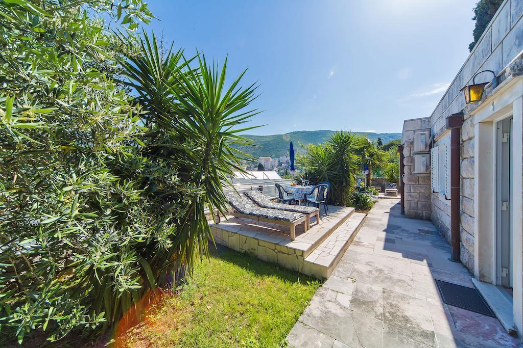 Villa Jolanda Apartments Дубровник Екстериор снимка