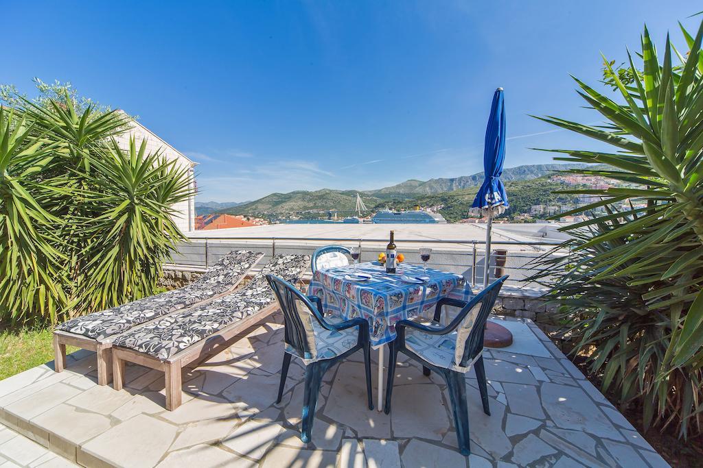 Villa Jolanda Apartments Дубровник Екстериор снимка